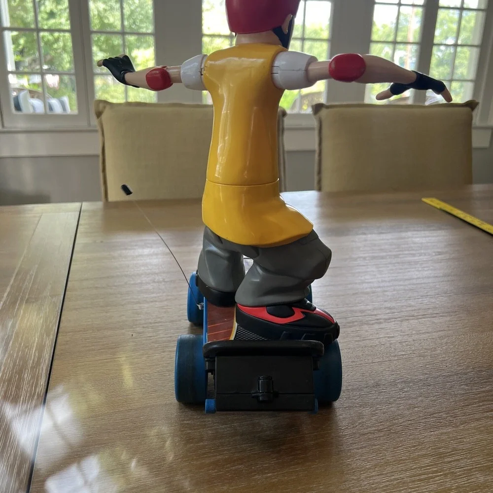 VINTAGE TYCO RC XTREME STREET GRINDER RC SKATEBOARDER ONLY 1998